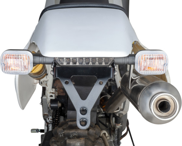 KEDO Kennzeichenhalter »Tidy Tail«, Kennzeichenwinkel einstellbar, kurzer sportlicher Heckabschluss, inkl. Rücklicht und Kennzeichenbeleuchtung
