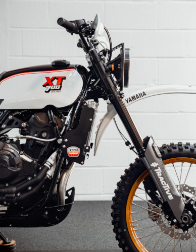 XT700